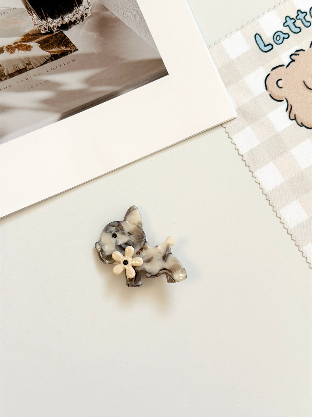 Marble Dog Hair Clip